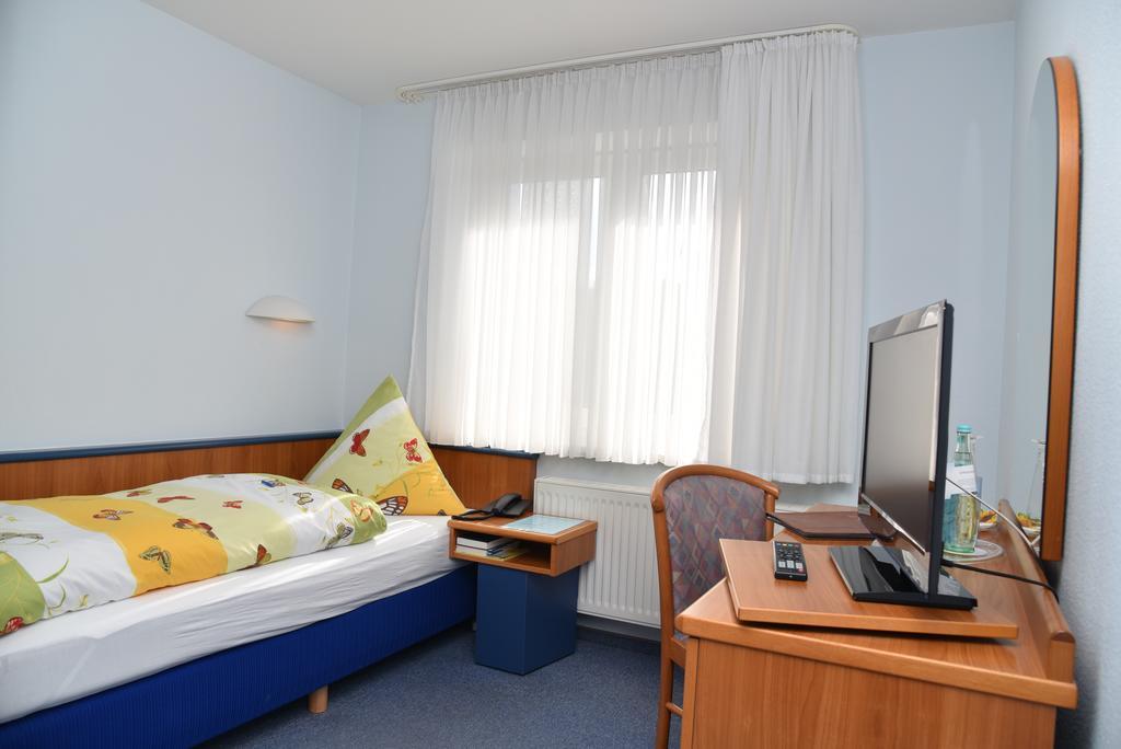 Hotel An Der Alten Porzelline 伦韦格地区诺伊豪斯 客房 照片
